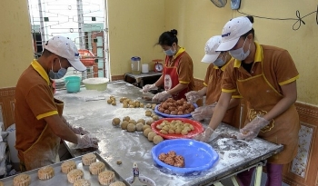 Thừa Thiên Huế: Thị trường bánh trung thu ảm đảm, cầm chừng vì dịch Covid-19
