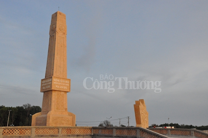 den ca mau trai nghiem du lich sinh thai cong dong