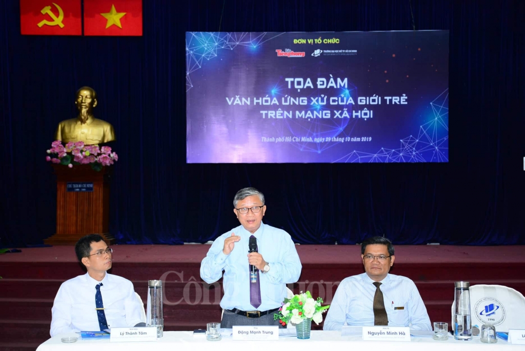 trang bi ky nang su dung mang xa hoi