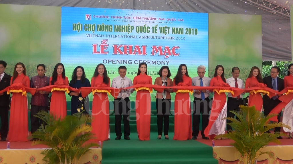 Hơn 500 gian hàng sản phẩm nông nghiệp “hội tụ” tại Cần Thơ hon 500 gian hang san pham nong nghiep hoi tu tai can tho