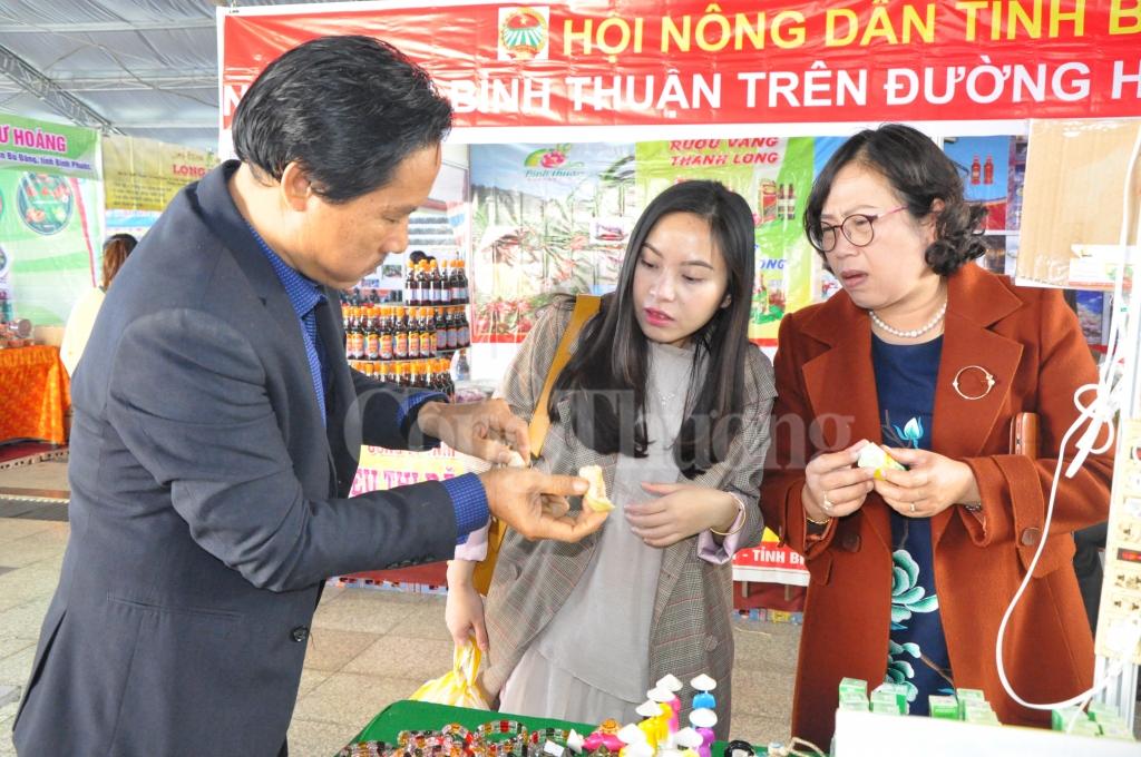 Liên kết hợp tác tiêu thụ nông sản Việt Nam – Lào – Campuchia lien ket hop tac tieu thu nong san viet nam lao campuchia