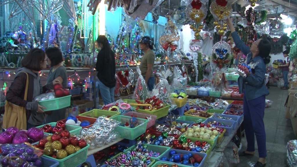 TP. Hồ Chí Minh: Đa dạng các sản phẩm trang trí dịp Giáng sinh tp ho chi minh da dang cac san pham trang tri dip giang sinh