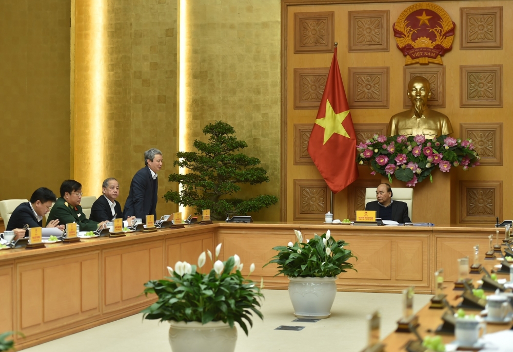 3900-ong-luu-phat-bieu