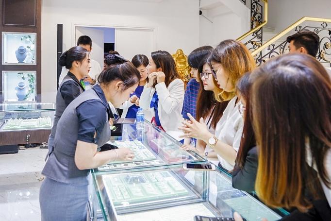 thi truong vang trang suc ngay cang phat trien