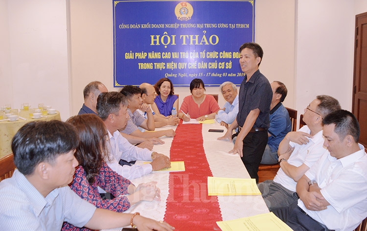 Nâng cao vai trò của Công đoàn trong thực hiện Quy chế dân chủ ở cơ sở nang cao vai tro cua cong doan trong thuc hien quy che dan chu o co so