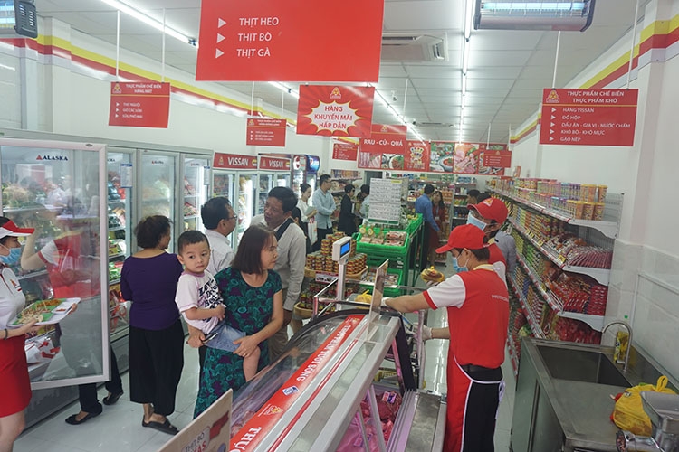 vissan khai truong cua hang thuc pham tien loi thu 45 tai tpho chi minh