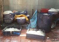 Thành phố Hồ Chí Minh phát hiện thực phẩm phục vụ Tết kém chất lượng