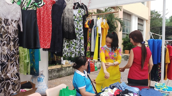 phien cho yeu thuong danh cho nguoi ngheo don nam moi