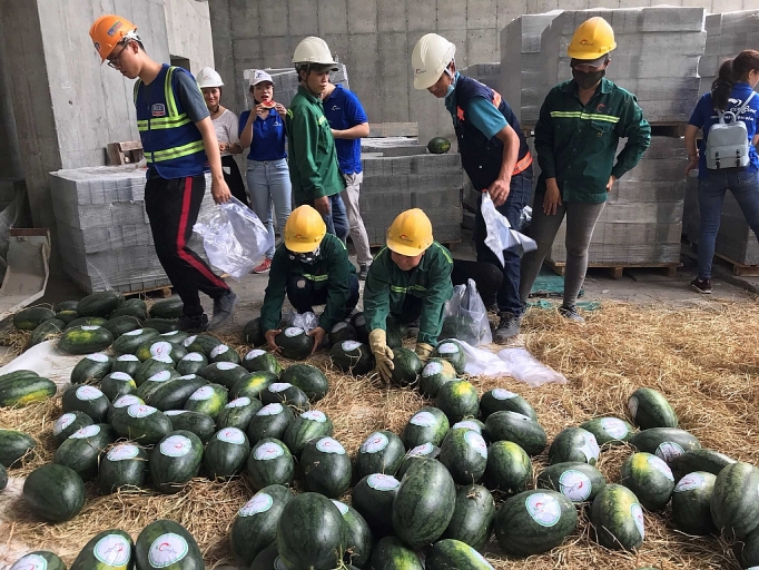 Cần nhân lên tinh thần "tương ái" trong sản xuất kinh doanh can nhan len tinh than tuong ai trong san xuat kinh doanh