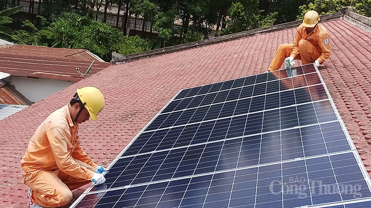 Điện mặt trời áp mái ngày càng hấp dẫn nhà đầu tư Điện mặt trời áp mái ngày càng hấp dẫn nhà đầu tư