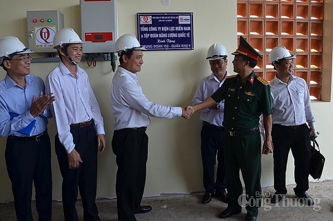 EVNSPC chuẩn bị tiếp nhận hệ thống lưới điện trên đảo Thổ Chu kien giang evnspc chuan bi tiep nhan he thong luoi dien tren dao tho chu