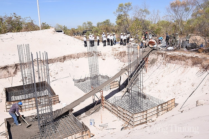 EVNSPC đẩy nhanh tiến độ các công trình lưới điện cho điện tái tạo evnspc day nhanh tien do cac cong trinh giai phong cong suat nguon nang luong tai tao