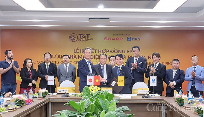 Ký kết hợp đồng EPC Dự án Nhà máy điện mặt trời Phước Ninh ky ket hop dong epc du an nha may dien mat troi phuoc ninh