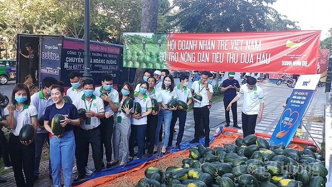 hoi doanh nhan tre viet nam ung ho chi phi san xuat 10000 bo kit phat hien virus corona