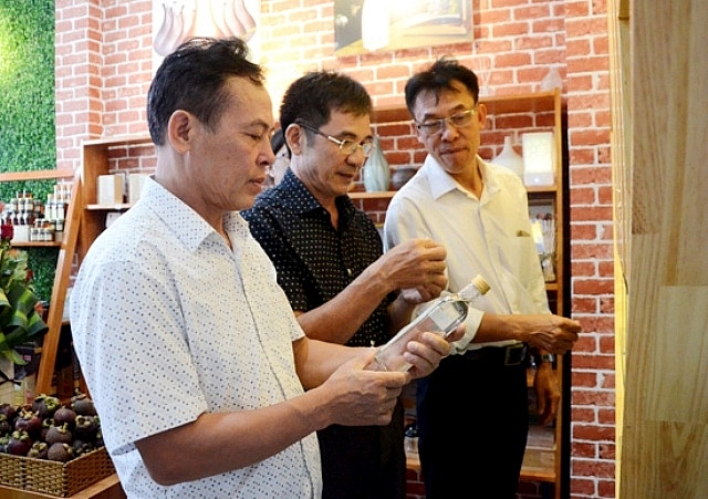 Các sản phẩm tinh dầu thiên nhiên tiếp cận người tiêu dùng Bà Rịa -Vũng Tàu ca c sa n pha m tinh da u thien nhien tie p ca n nguo i tieu du ng ba ria vu ng ta u