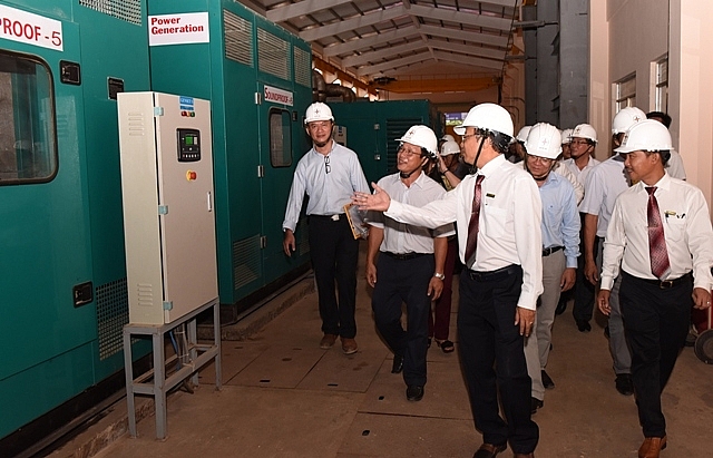 binh thuan dau tu nang cap mang luoi dien tren dao phu quy