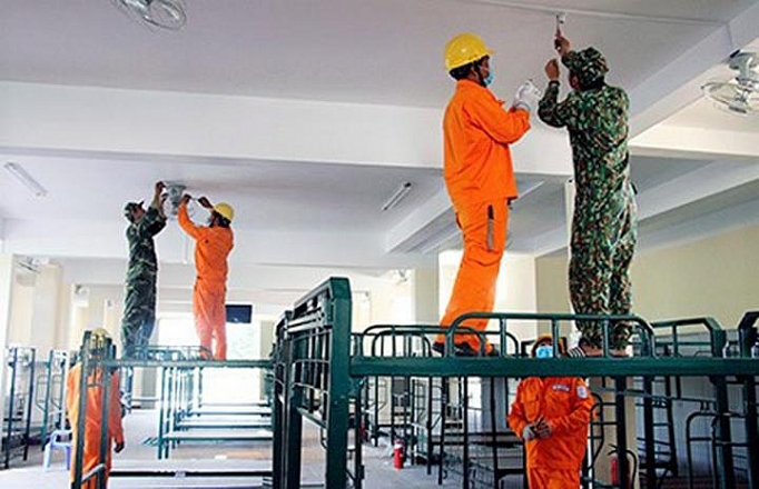 Ngành điện miền Nam ủng hộ hơn 4,7 tỷ đồng phòng chống dịch Covid -19 và hạn mặn hon 47 ty dong la so tien nganh dien mien nam ung ho phong chong dich covid 19 va han man