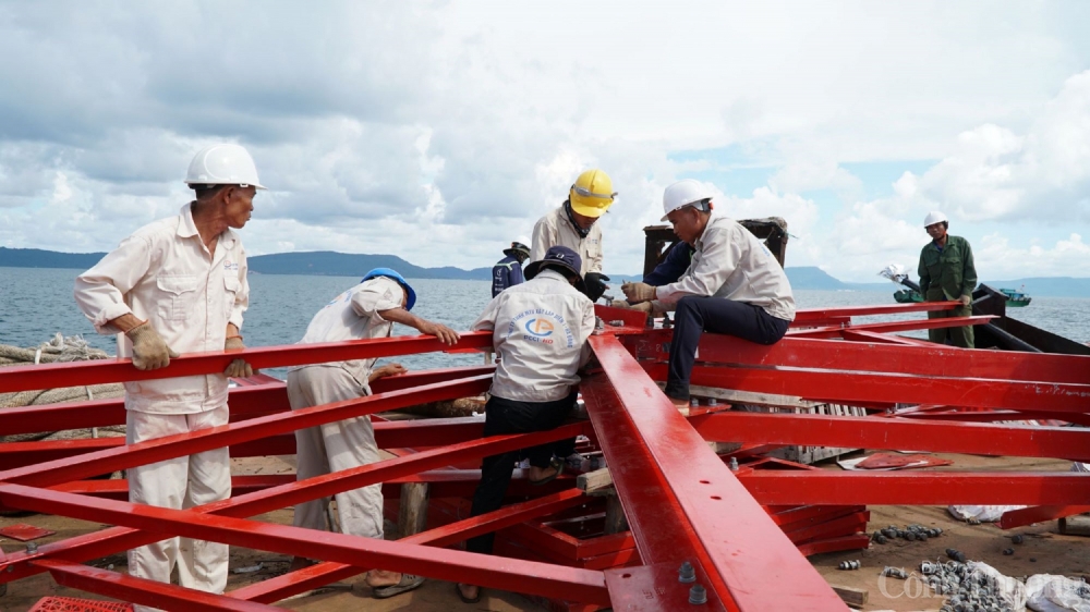 Đường dây 220kV Kiên Bình - Phú Quốc chậm thi công vì vướng mặt bằng