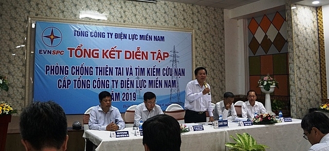 mien nam dien tap ung pho su co luoi dien do mua bao