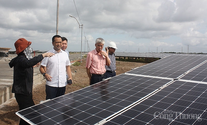 Năng lượng mặt trời ngày càng hấp dẫn các nhà đầu tư điện nang luong mat troi ngay cang hap dan cac nha dau tu dien
