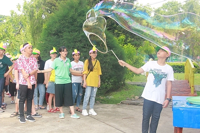 Luyến tiếc chia tay trại hè truyền thống của ngành điện lực miền Nam luyen tiec chia tay trai he truyen thong cua nganh dien luc mien nam