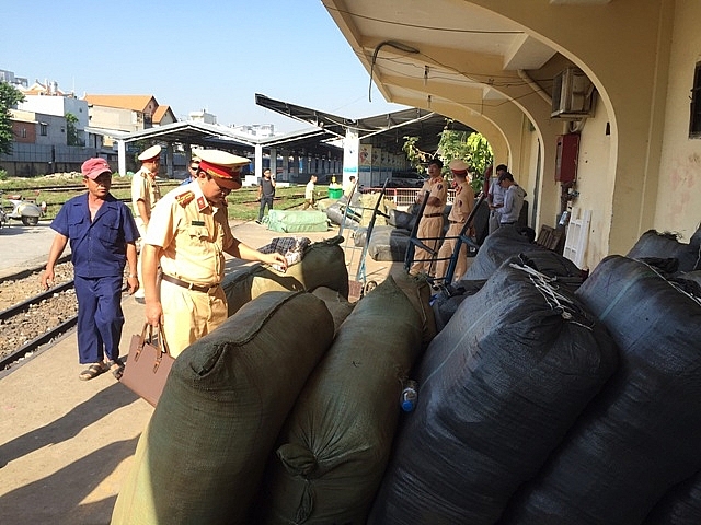 kiem tra dong loat hang hoa gia mao nhan mac xuat xu viet nam