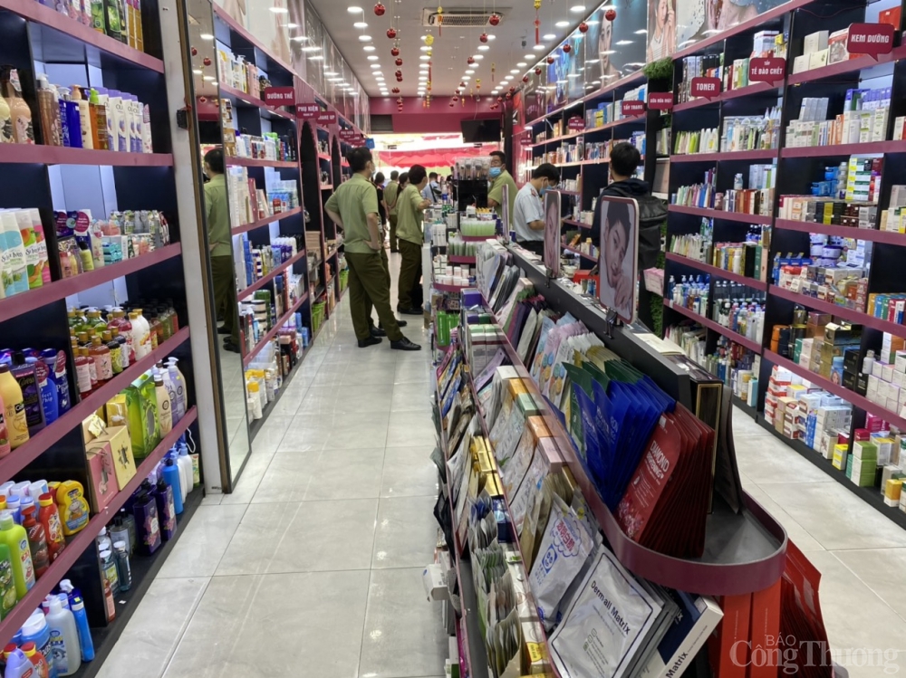 Nhức nhối vấn nạn bán hàng dởm trên không gian thương mại điện tử Nhức nhối vấn nạn bán hàng dởm trên không gian thương mại điện tử