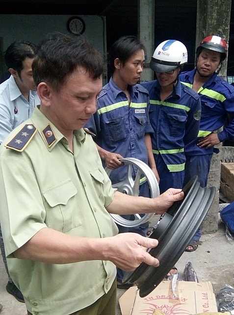 tp ho chi minh tieu huy nhieu lo hang nhap lau hang gia