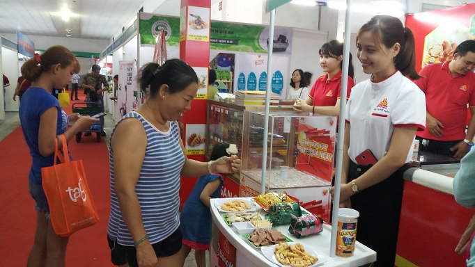 Tìm giải pháp đưa thực phẩm an toàn vào các nhà hàng, khách sạn tim giai phap dua thuc pham an toan vao cac nha hang khach san