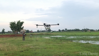 Việt Nam chính thức sản xuất máy bay không người lái dùng trong nông nghiệp
