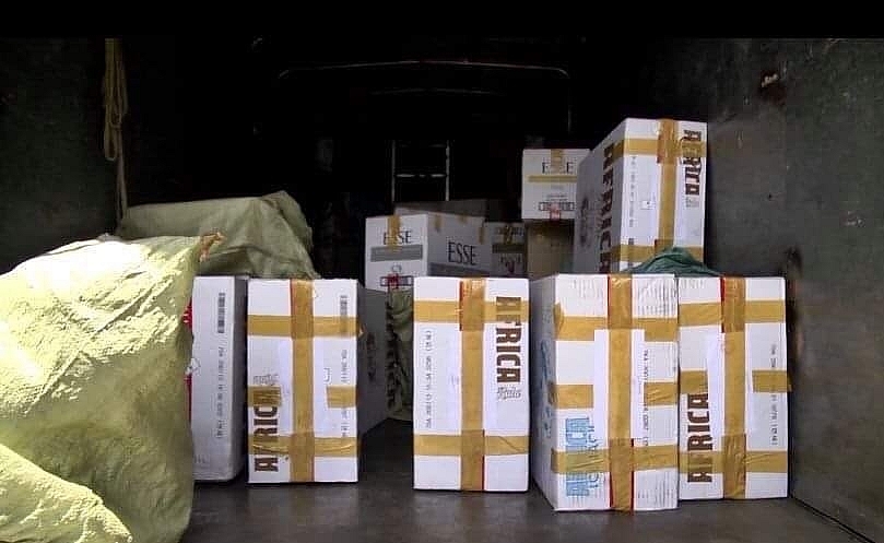 Long An: Tịch thu gần 1,8 triệu gói thuốc lá nhập lậu Long An: Tịch thu gần 1,8 triệu gói thuốc lá nhập lậu