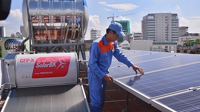 Điện mặt trời đến gần hơn với hộ gia đình dien mat troi den gan hon voi ho gia dinh