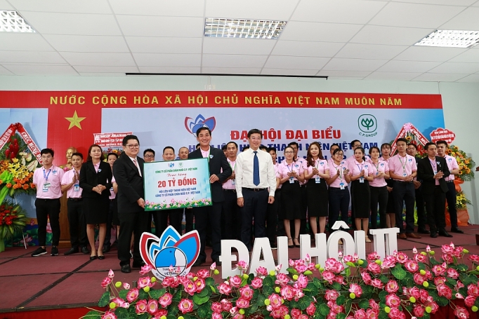 C.P. Việt Nam hỗ trợ 20 tỷ đồng cho đoàn thành niên làm công tác xã hội cp viet nam ho tro 20 ty dong cho doan thanh nien lam cong tac xa hoi