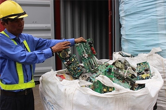 tp ho chi minh tap trung kiem soat cac kho hang chua hang nhap lau