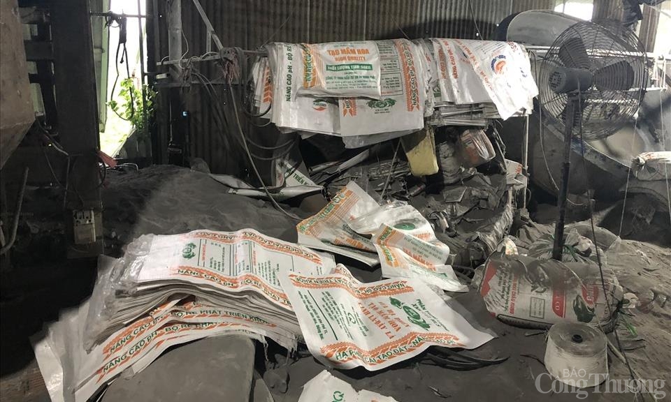 Thị trường miền Nam: Triệt xóa nhiều ổ làm phân bón giả