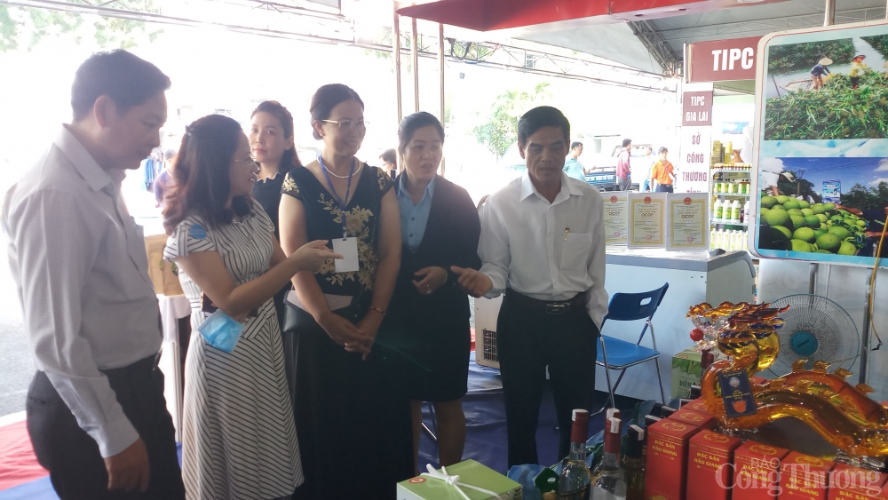 Kết nối - cung cầu thêm sức lan tỏa cho hàng Việt Kết nối cung cầu thêm sức lan tỏa cho hàng Việt