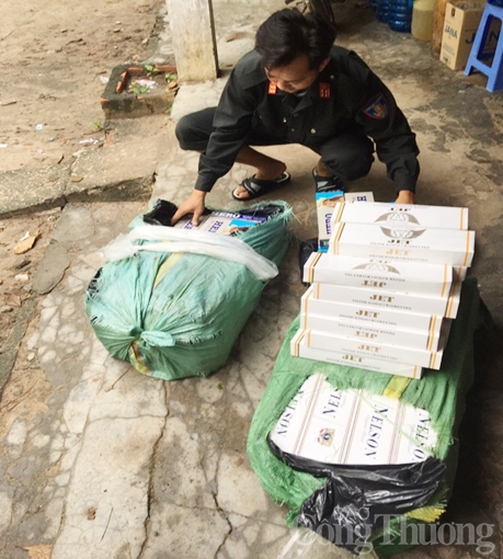 Dùng máy bay điều khiển gắn camera để dẫn đường buôn lậu thuốc lá Dùng máy bay điều khiển gắn camera để dẫn đường buôn lậu thuốc lá