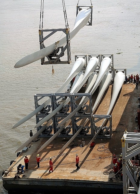 net dep nghe thuat ve logistics qua nhung goc anh du thi