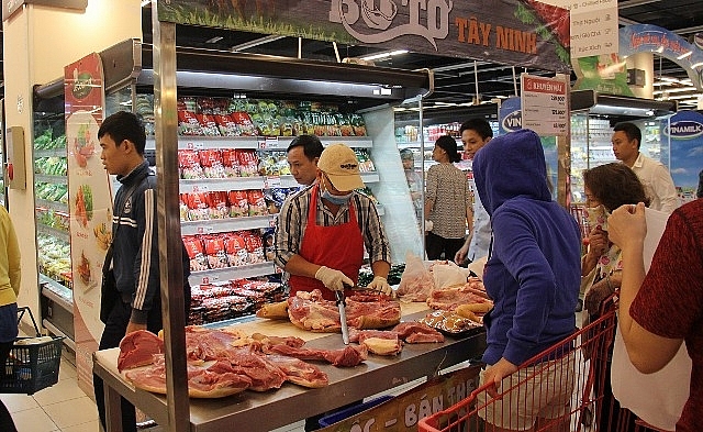 Hàng hóa Tết: “Nóng” chuyện an toàn vệ sinh thực phẩm hang hoa tet nong chuyen an toan ve sinh thuc pham