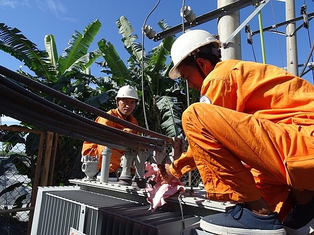 evn spc dam bao cung cap dien trong dip le tet