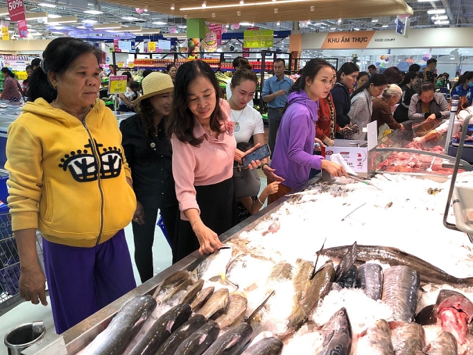 mat hang thit heo se binh on gia trong dip tet canh ty