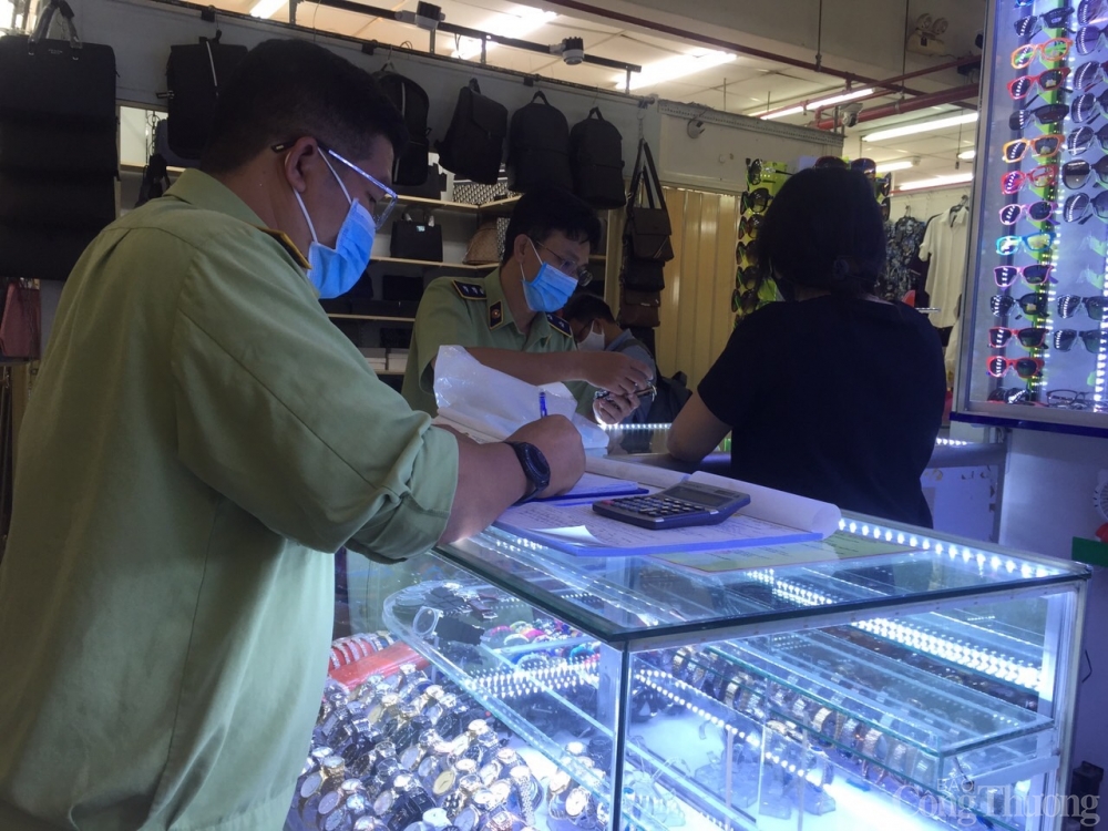 TP. Hồ Chí Minh dồn lực chống buôn lậu, hàng giả TP. Hồ Chí Minh dồn lực chống buôn lậu, hàng giả