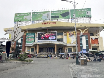 Chợ truyền thống: Thay đổi để không lâm cảnh“chợ chiều”