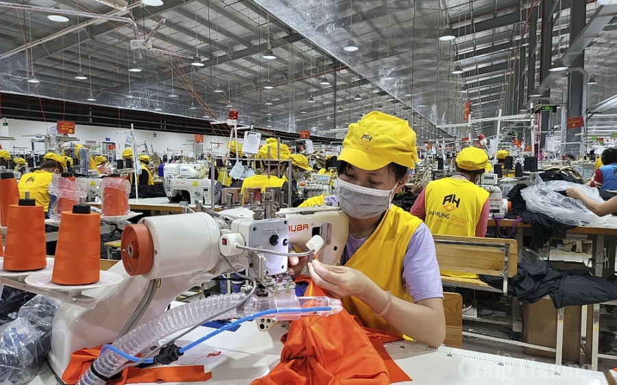 Nghệ An: Mãi chưa giải “bài toán” nguyên, phụ liệu cho ngành dệt may Nghệ An: Mãi chưa giải “bài toán” nguyên, phụ liệu cho ngành dệt may