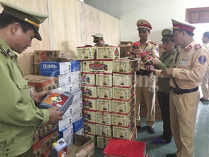 Nghệ An xử phạt 2.196 vụ buôn lậu, hàng giả, gian lận thương mại trong quý I/2019 ban chi dao 389 nghe an xu phat 2196 vu buon lau gian lan thuong mai va hang gia trong quy i