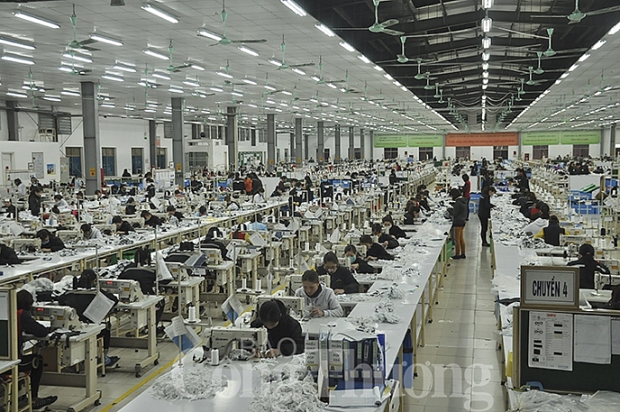 nghe an kim ngach xuat khau hang hoa 6 thang dau nam tang 1124