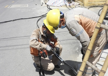 Nghệ An: Nắng nóng, tiêu thụ điện lại lập lỷ lục mới