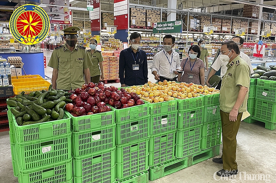 Nghệ An: Đẩy mạnh công tác quản lý thị trường giữa dịch Covid-19 Nghệ An: Đẩy mạnh công tác quản lý thị trường giữa dịch Covid-19