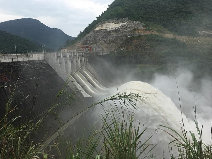 nghe an ho thuy dien ban ve lon nhat bac trung bo van hanh cat giam lu ha du
