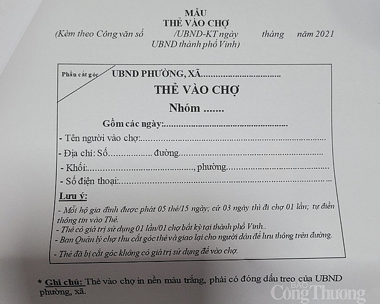 Thành phố Vinh lần đầu tiên phát thẻ đi chợ cho người dân Thành phố Vinh lần đầu tiên phát thẻ đi chợ cho người dân